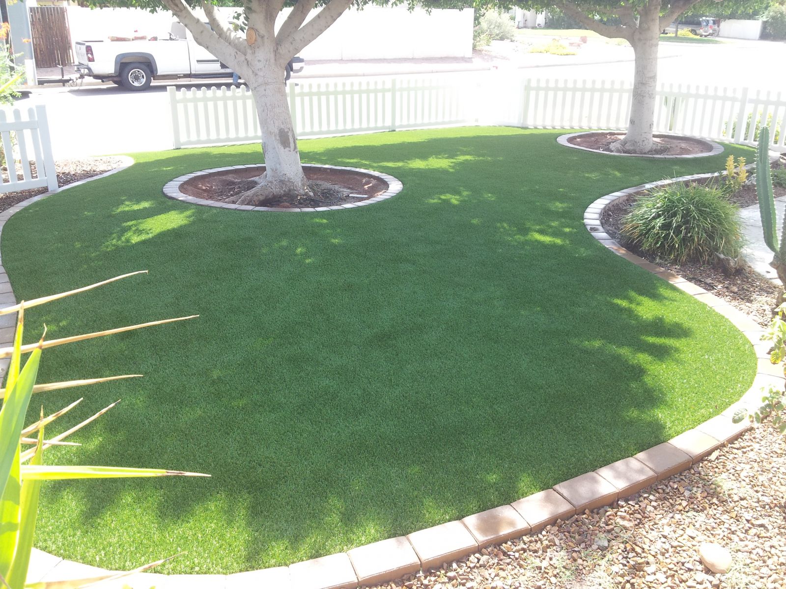 Scottsdale Artificial Turf. How To Maintain Fake Grass